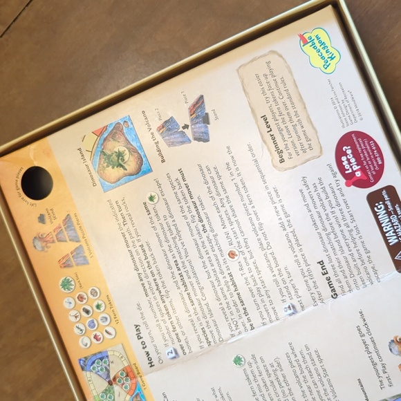 Dinosaur Escape Board Game - Picture 6 of 11